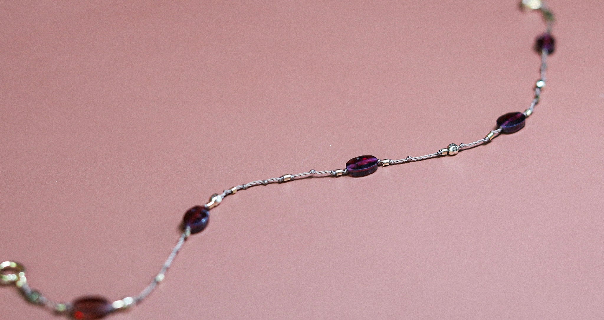 Collier Long  Grenat