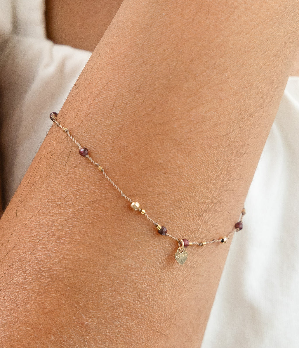 Bracelet Petit Cœur et Grenat
